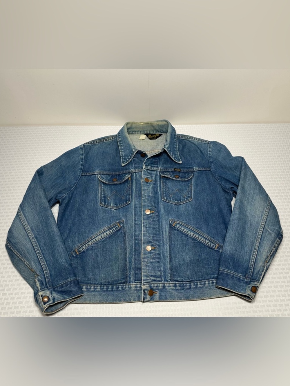 Vintage 60s 70s Wrangler Jean Jacket Men's L Blue Denim USA Made Trucker Rancher